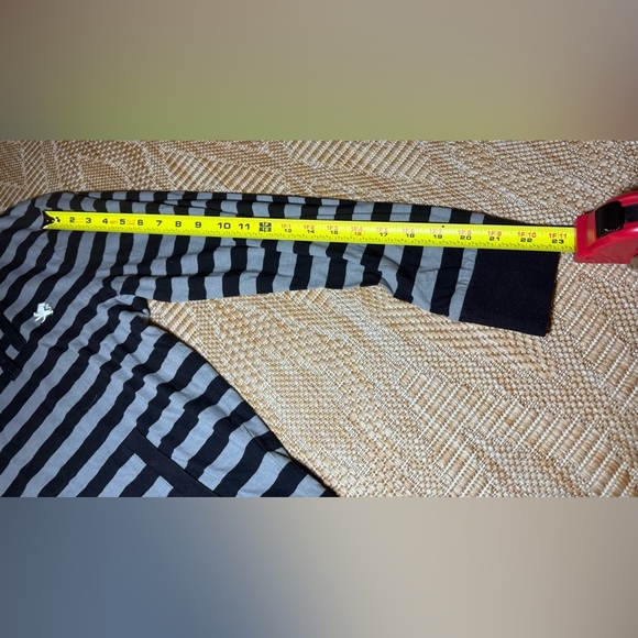 Express Lightweight Sweatshirt w/Hood,Black & Gray,Striped, Men's Size Small - Picture 6 of 10